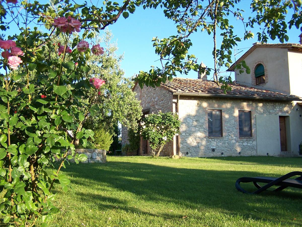 Апартаменты Poggetto Di Montese Сан-Джиминьяно Экстерьер фото
